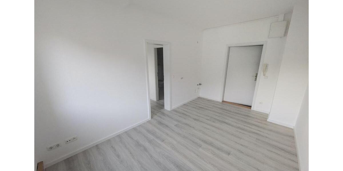 Dachgeschoßwohnung Burgstädt - 1.5 Zimmer, 28 m&sup2;, 235&euro; | Angebot:26321564