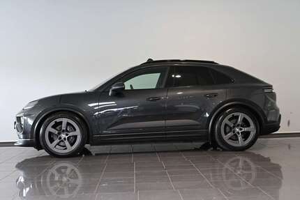 Porsche Macan 35.409 km 72.750 &euro; Paderborn 33100