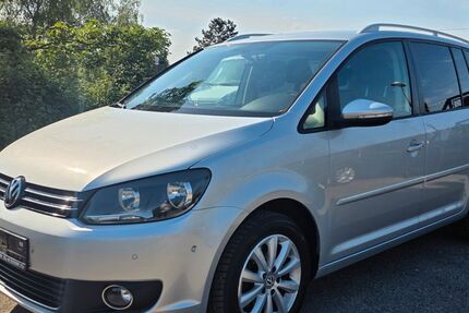 VW Touran 219.000 km 5.490 &euro; Kehl 77694