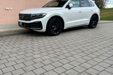 VW Touareg 29.900 km 46.900 &euro; Traitsching 93455