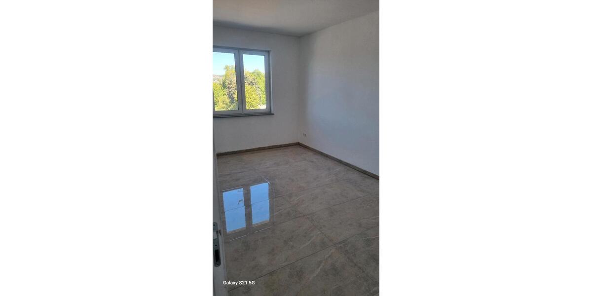 Dachgeschoßwohnung Wetzlar Hauserberg - 3 Zimmer, 90 m&sup2;, 1.350&euro; | Angebot:26395140