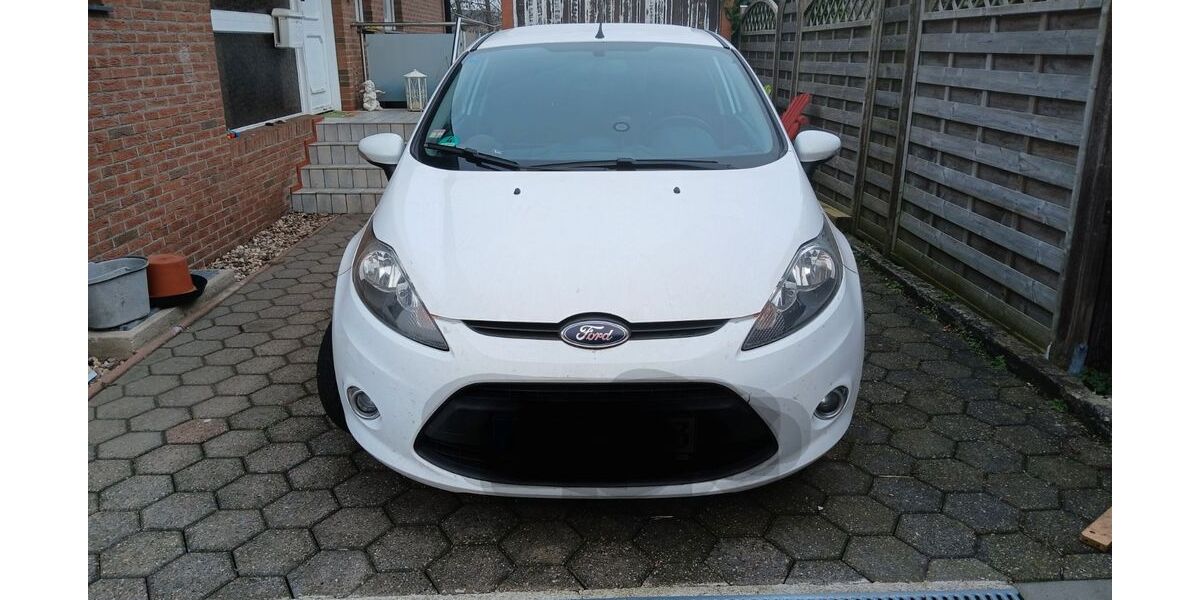 Ford Fiesta 129.000 km 4.300 &euro; Rees 46459
