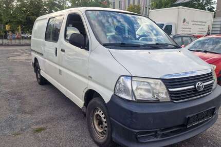 Toyota Hiace 299.000 km 8.700 € Frankfurt am Main 60311