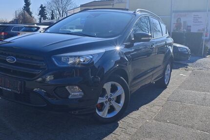 Ford Kuga 71.301 km 19.590 &euro; Mönchengladbach 41066