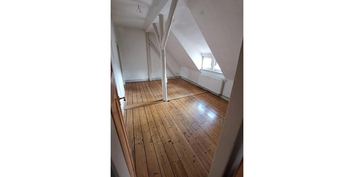 Dachgeschoßwohnung Mühlhausen (Thüringen) - 3 Zimmer, 55 m&sup2;, 330&euro; | Angebot:26662212