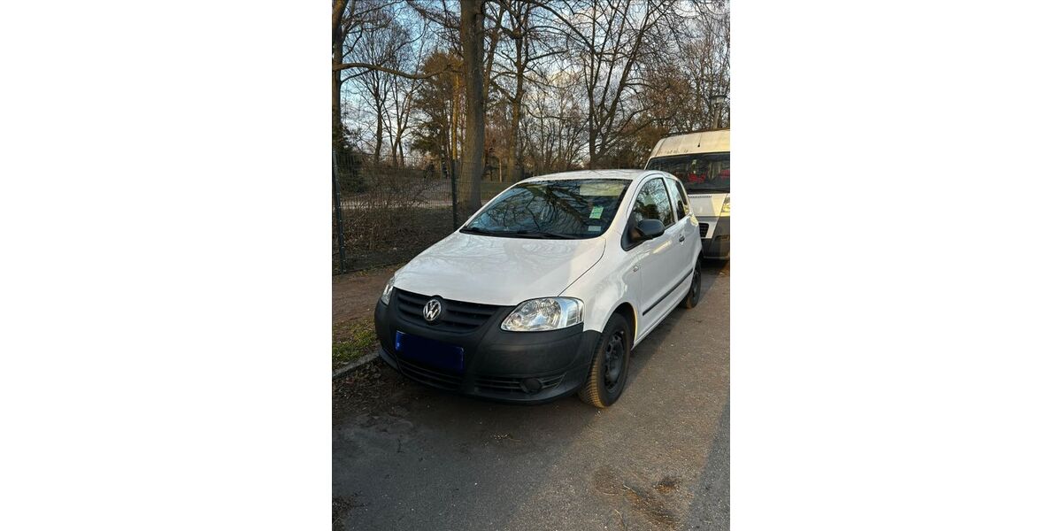 VW Fox 118.000 km 1.800 &euro; Berlin 10435