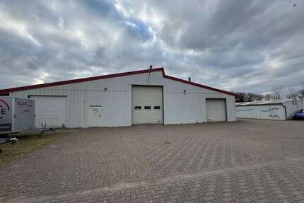 Büro in Kropp 882 € 180 m²