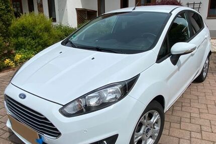 Ford Fiesta 68.000 km 6.250 &euro; Hohentengen am Hochrhein 79801