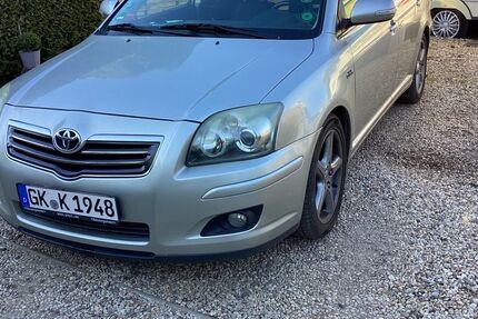 Toyota Avensis 270.000 km 2.500 &euro; Niederkrüchten 41372