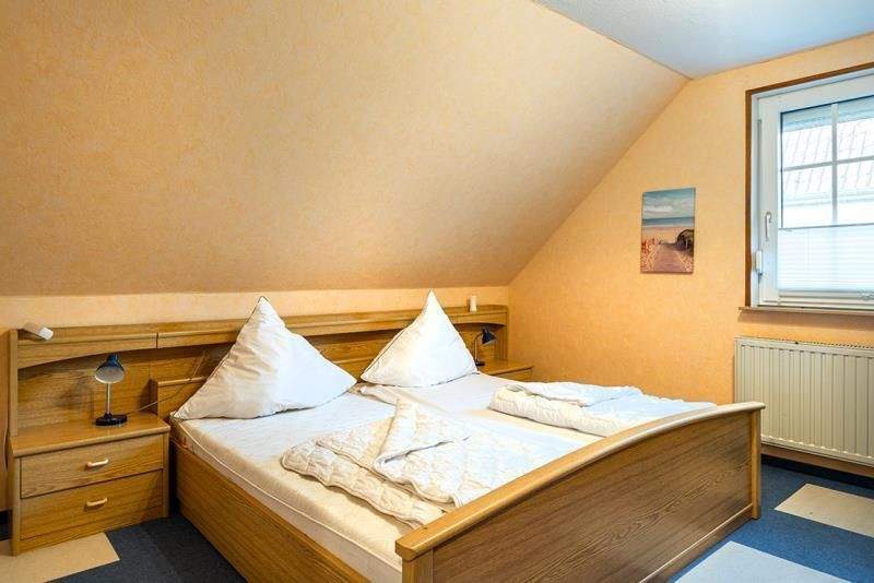 Mehrfamilienhaus, Wohnhaus Wangerland OT Horumersiel Horumersiel - 8 Zimmer, 200 m&sup2;, 399.000&euro; | Angebot:24843411