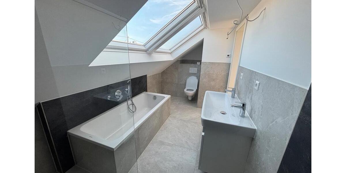 Doppelhaushälfte Filderstadt - 4.5 Zimmer, 135 m&sup2;, 2.200&euro; | Angebot:25551385