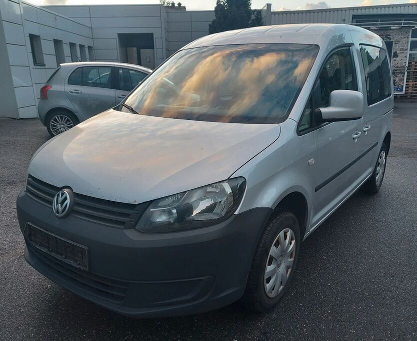 VW Caddy 425.000 km 3.500 € Sulzbach-Rosenberg 92237