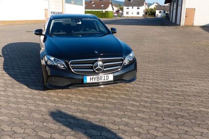 Mercedes-Benz E 300 109.200 km 29.900 € Wehretal 37287