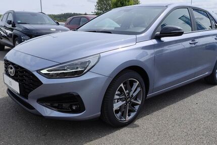 Hyundai i30 7.677 km 27.990 € Freyburg 06632