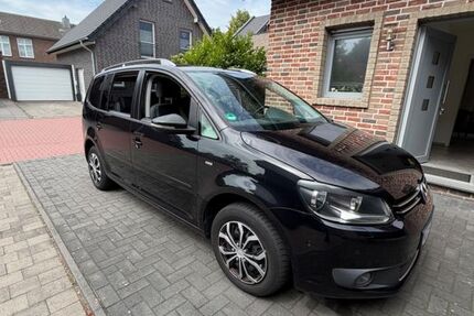 VW Touran 278.000 km 4.700 &euro; Rees 46459