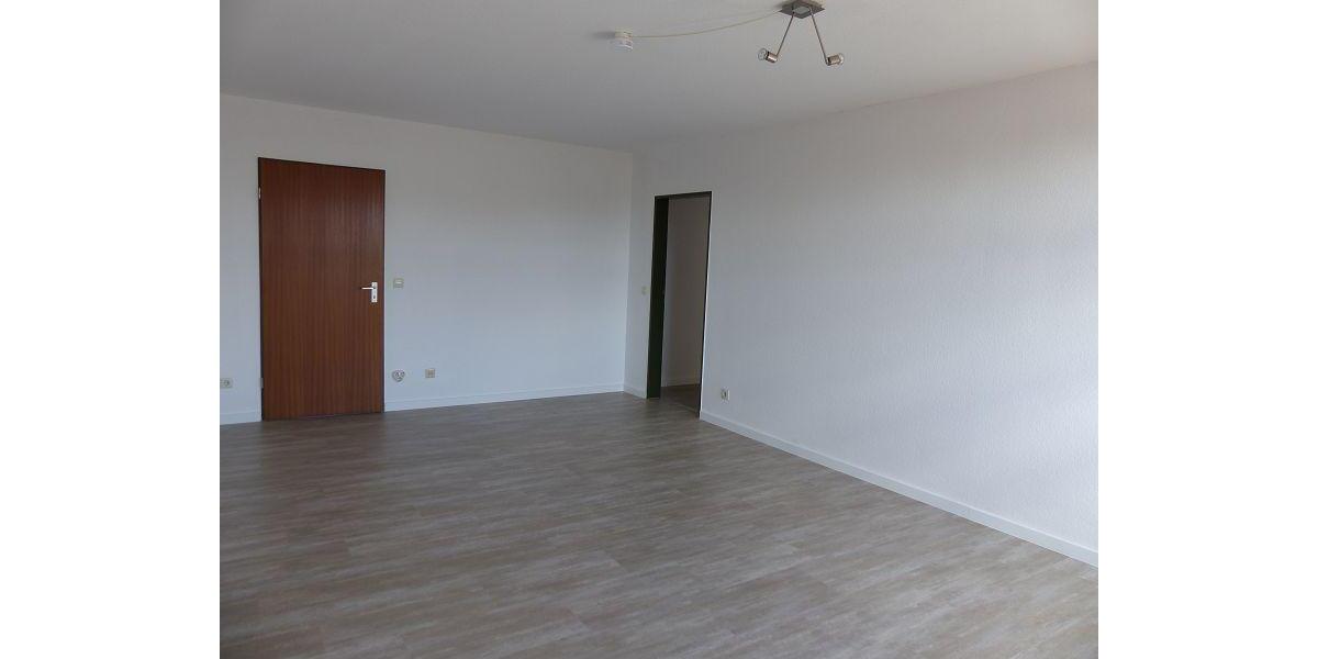Dachgeschoßwohnung Leer (Ostfriesland) - 3 Zimmer, 90 m&sup2;, 780&euro; | Angebot:26424702