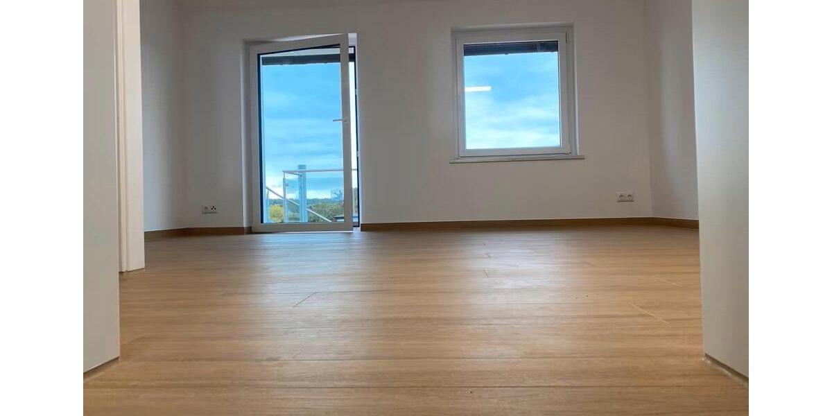 Dachgeschoßwohnung Karlsburg - 4 Zimmer, 94 m&sup2;, 1.100&euro; | Angebot:26638593