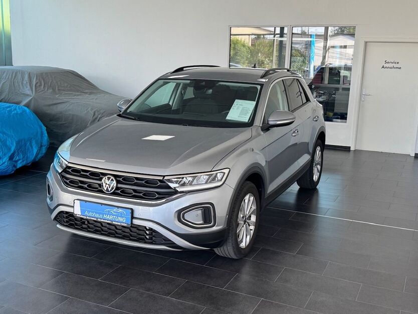 VW T-Roc 11.624 km 25.200 € Grebenhain 36355