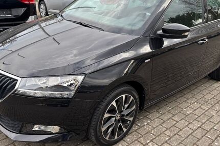 Skoda Fabia 35.700 km 14.500 &euro; Eigeltingen 78253