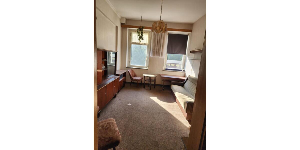 Etagenwohnung Frohburg - 3 Zimmer, 75 m&sup2;, 40.000&euro; | Angebot:25611807