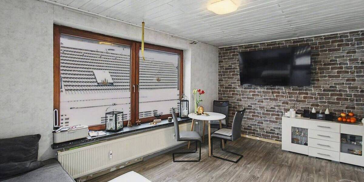 Mehrfamilienhaus, Wohnhaus Lich Bettenhausen - 6 Zimmer, 151 m&sup2;, 195.000&euro; | Angebot:26673676