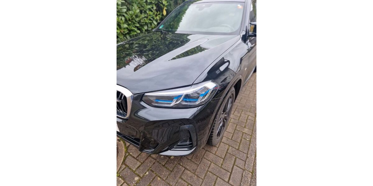 BMW X3 145.000 km 43.900 &euro; Karlsruhe 76199