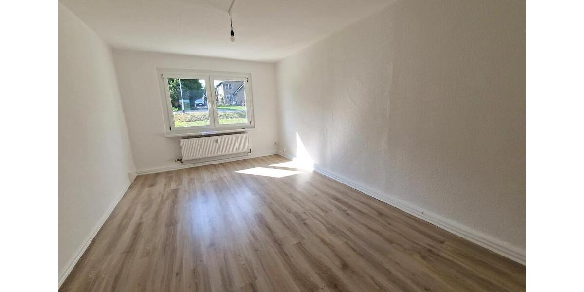 Etagenwohnung Osterwieck - 3 Zimmer, 65 m&sup2;, 299&euro; | Angebot:26082997