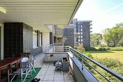 Wohnung zum Kaufen in Düsseldorf 950.000 € 153 m² 5 zimmer