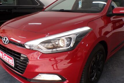 Hyundai i20 120.000 km 8.199 &euro; Pforzheim 75172