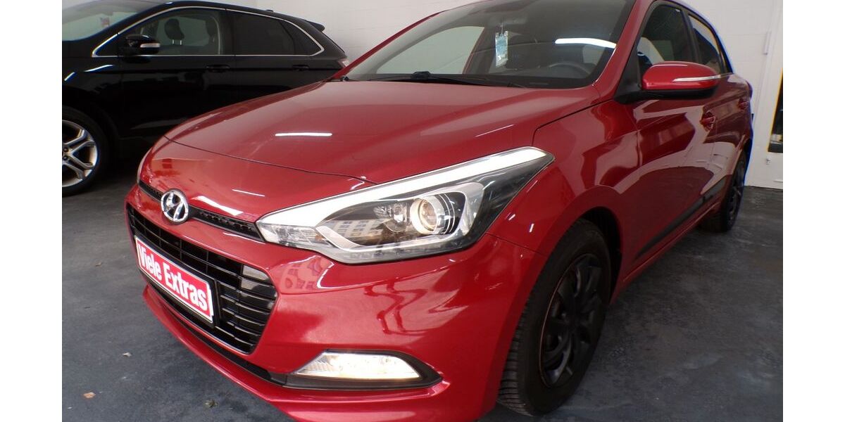 Hyundai i20 120.000 km 8.199 &euro; Pforzheim 75172