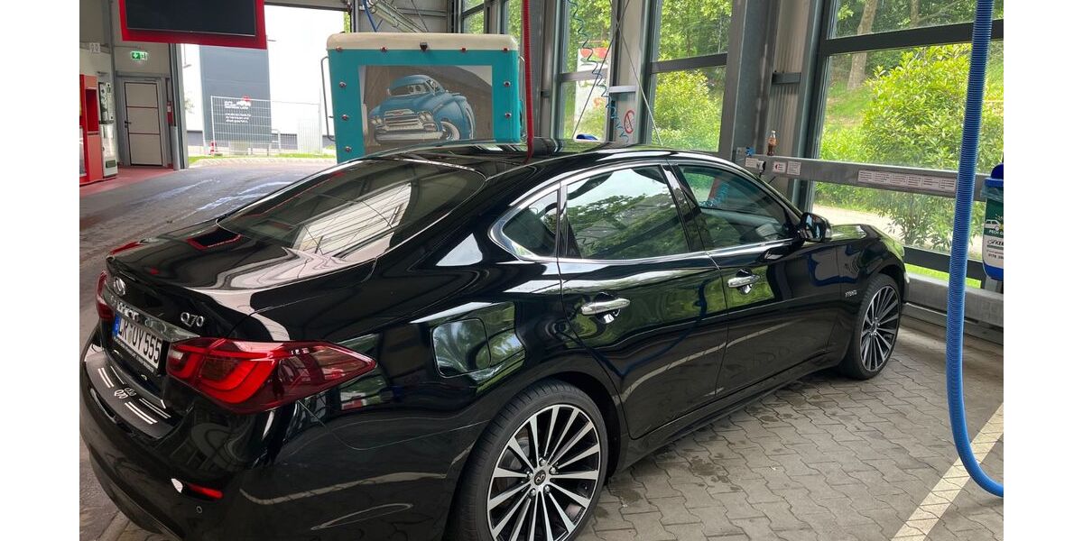 INFINITI Q70 106.000 km 19.999 &euro; Rust 77977