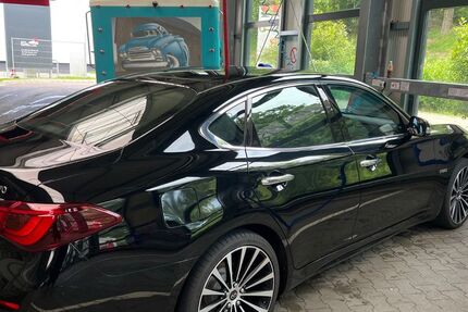 INFINITI Q70 110.000 km 18.999 &euro; Rust 77977