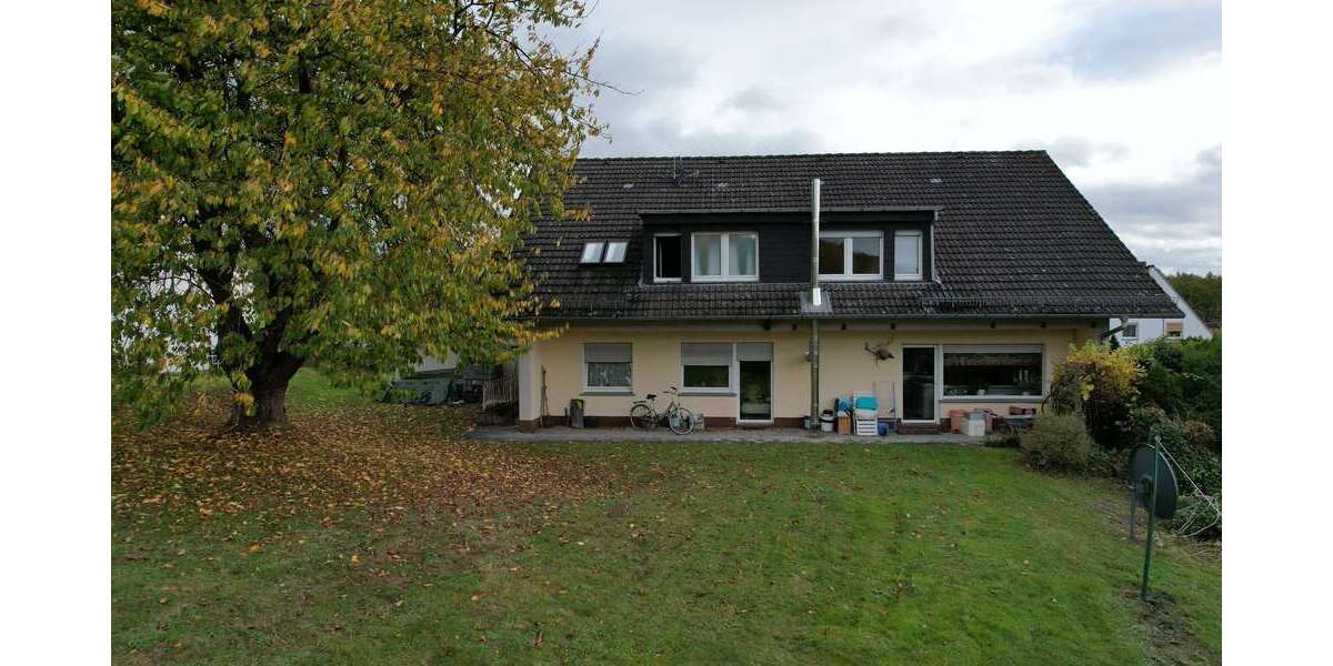 Einfamilienhaus Beverungen - 10 Zimmer, 327 m&sup2;, 260.000&euro; | Angebot:26177885