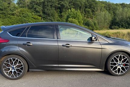 Ford Focus 167.000 km 15.000 &euro; Trierscheid 53520