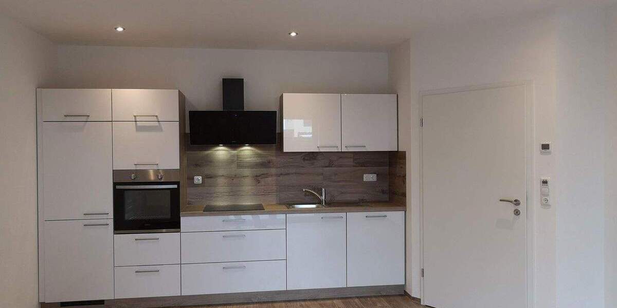 Doppelhaushälfte Langenselbold - 6 Zimmer, 140 m&sup2;, 2.100&euro; | Angebot:24656783