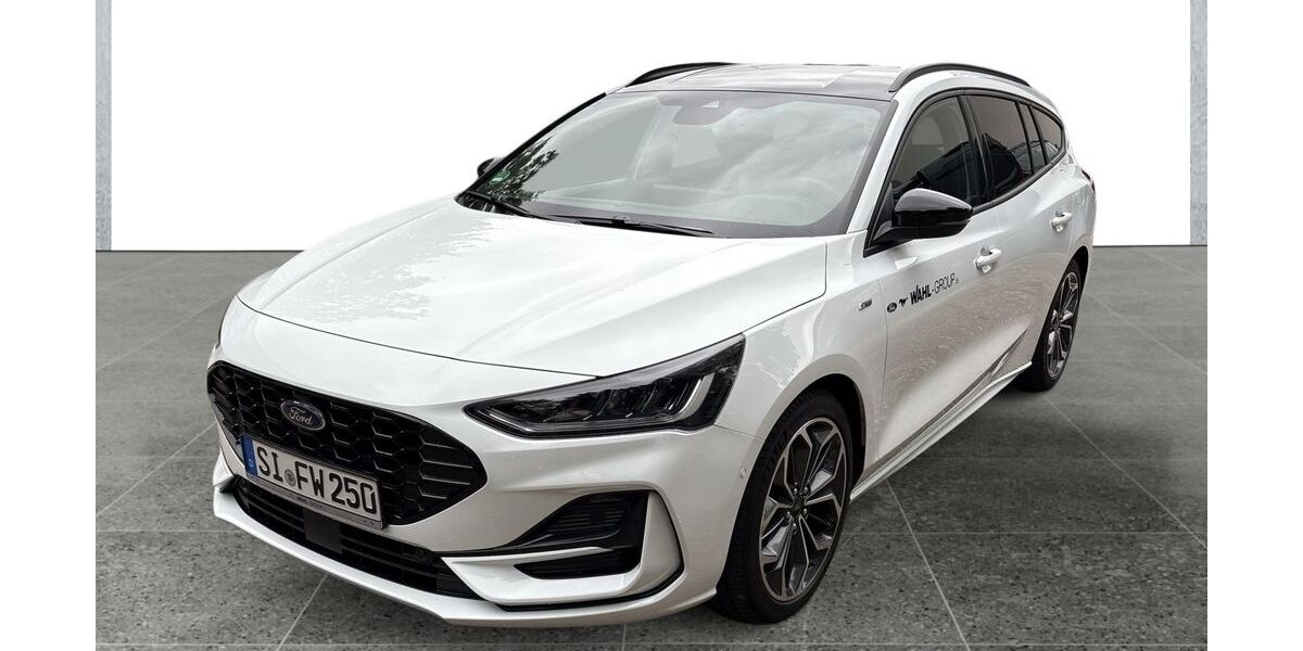 Ford Focus 9.500 km 31.250 € Siegen 57072
