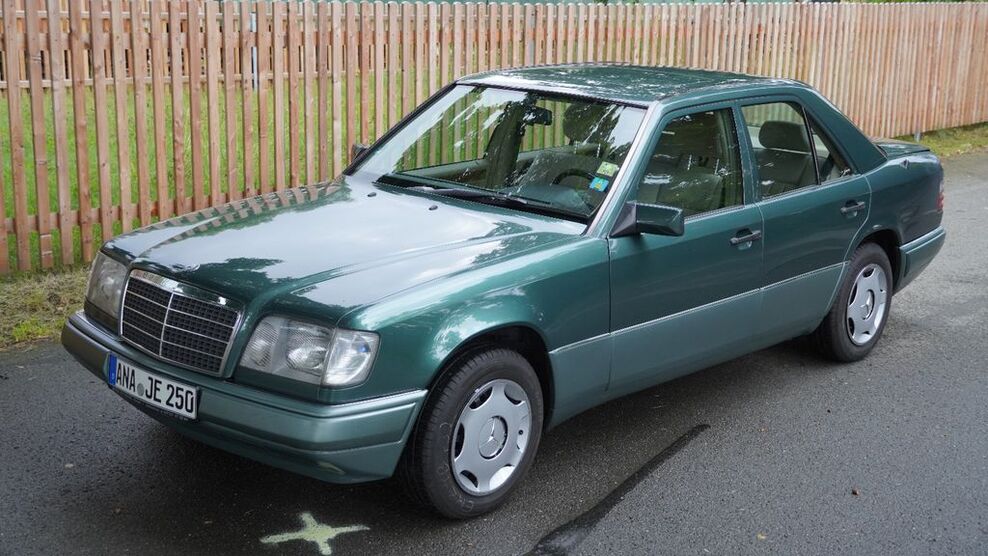 Mercedes-Benz E 200 124.850 km 8.450 € Schlettau 09487