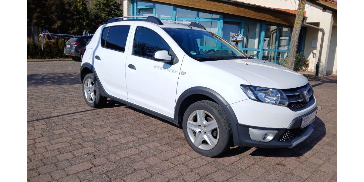 Dacia Sandero 252.000 km 3.990 &euro; Grafenrheinfeld 97506