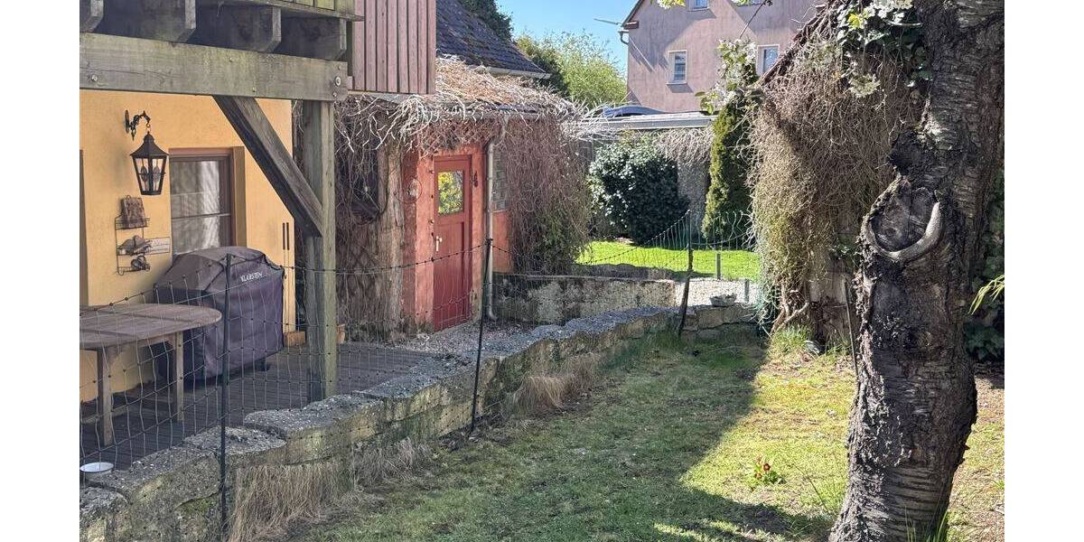 Mehrfamilienhaus, Wohnhaus Leutershausen - 8 Zimmer, 205 m&sup2;, 429.000&euro; | Angebot:26417545