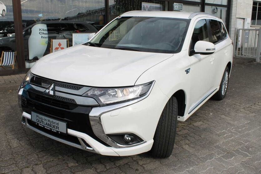 Plug-in Hybrid Outlander