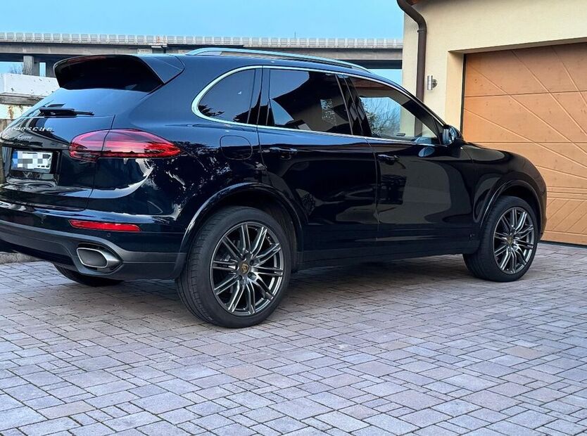 Cayenne