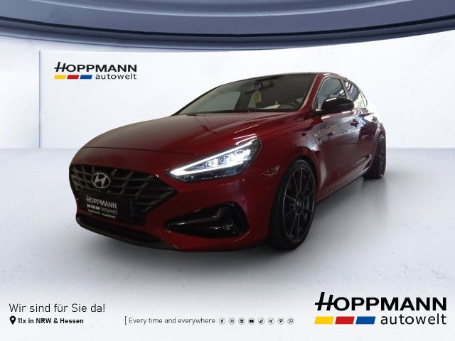 i30