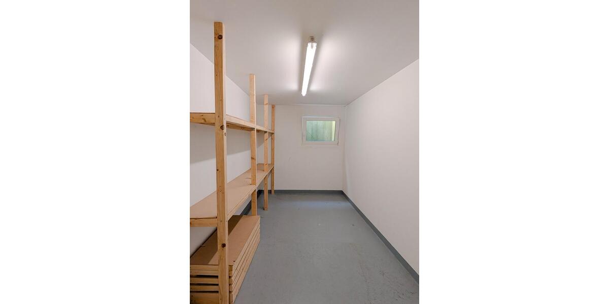 Erdgeschoßwohnung Backnang - 3.5 Zimmer, 93 m&sup2;, 1.350&euro; | Angebot:26291529