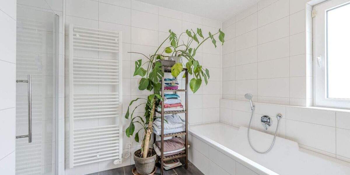 Etagenwohnung Stuttgart / Hofen Hofen - 4 Zimmer, 100 m&sup2;, 629.000&euro; | Angebot:25880200