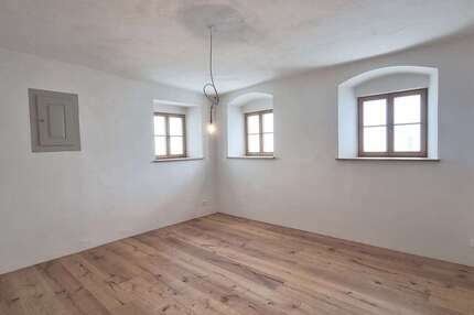 Wohnung zum Mieten in Beilngries 1.200 € 92.13 m²