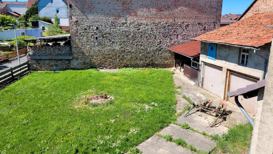 Einfamilienhaus Borken (Hessen) - 5 Zimmer, 170 m&sup2;, 180.000&euro; | Angebot:23088507