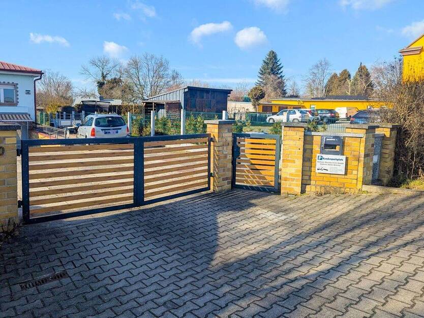 Einfamilienhaus + Nebenhaus | Werkstatt Lager Praxis Büro FeWo | Parkplätze | Solarthermie!