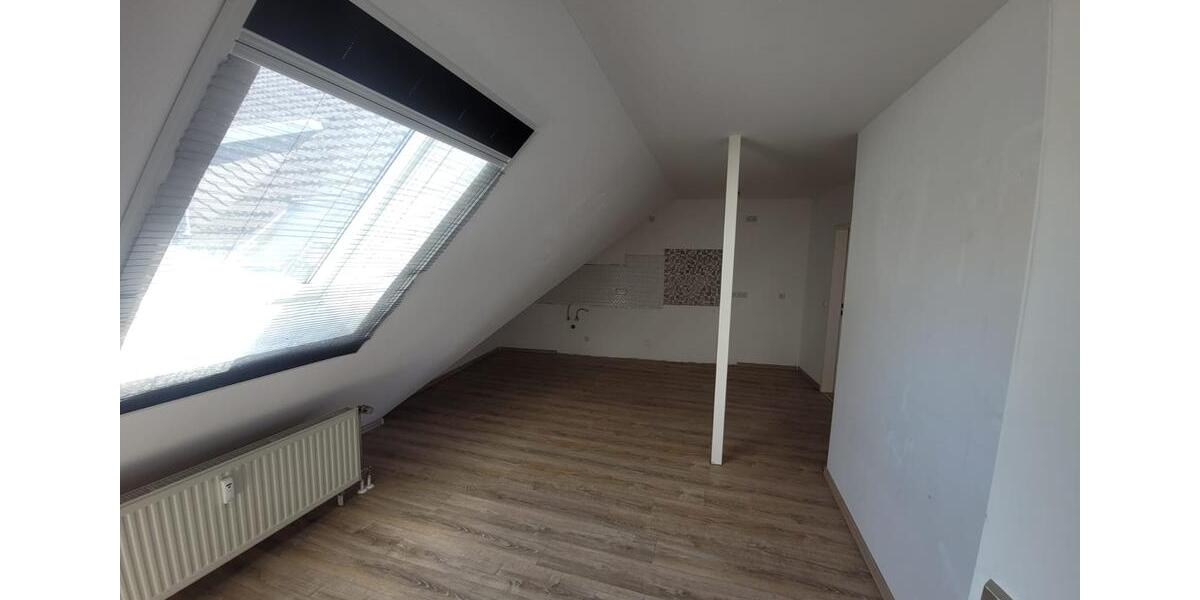 Dachgeschoßwohnung Torgau - 2 Zimmer, 91 m&sup2;, 527&euro; | Angebot:25999245