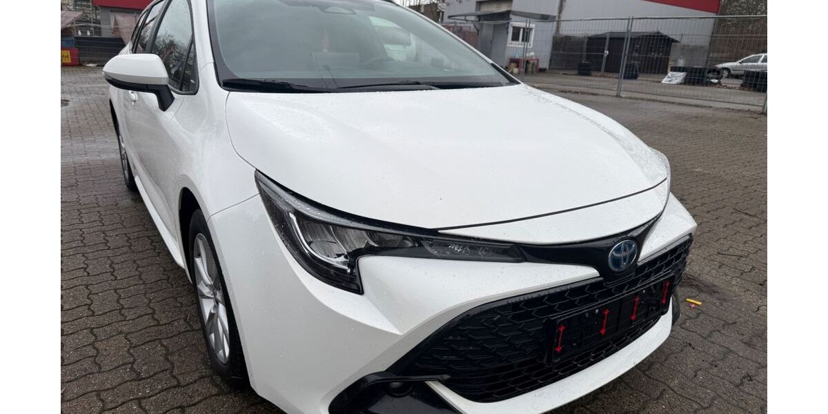 Toyota Corolla 52.000 km 22.900 &euro; Berlin 12109
