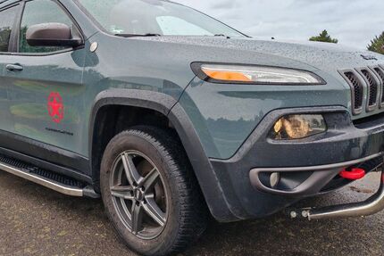 Jeep Cherokee 75.000 km 18.000 &euro; Bad Kreuznach 55543